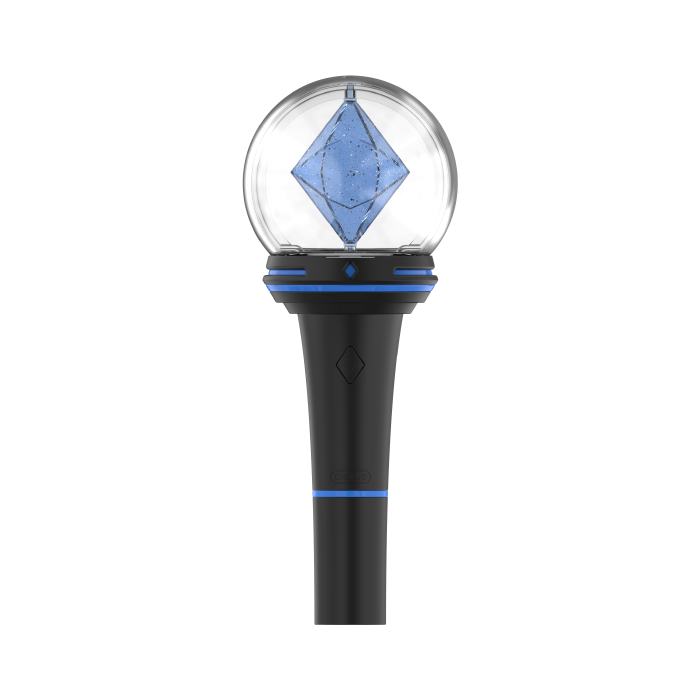 CNBLUE OFFICIAL LIGHT STICK & Jung Yong Hwa Custom Emblem