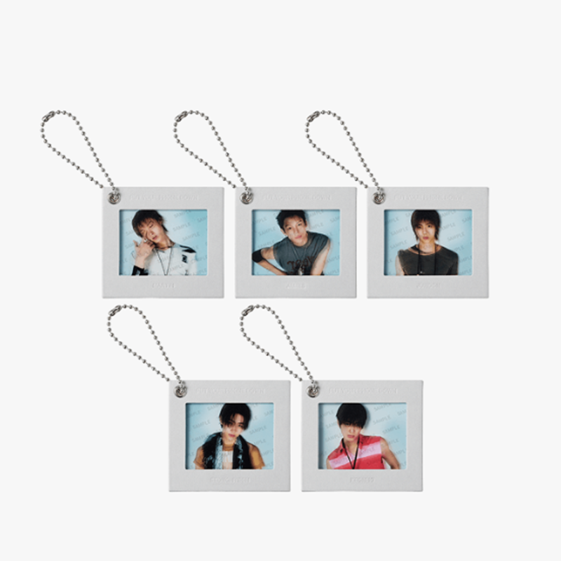 CORTIS - 26 TOUR PUT YOUR PHONE DOWN Merch